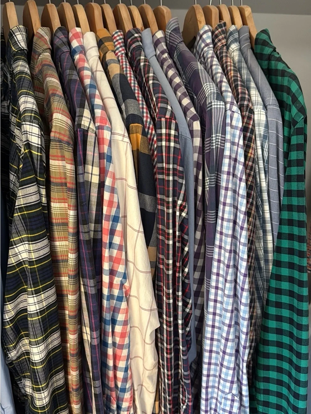 J.Crew 16 Assorted Men's Button-Down Shirts Size S